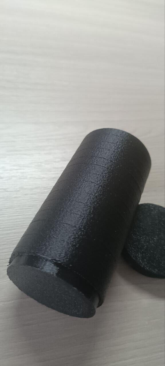 Выступающее полосы на модели по всем осям