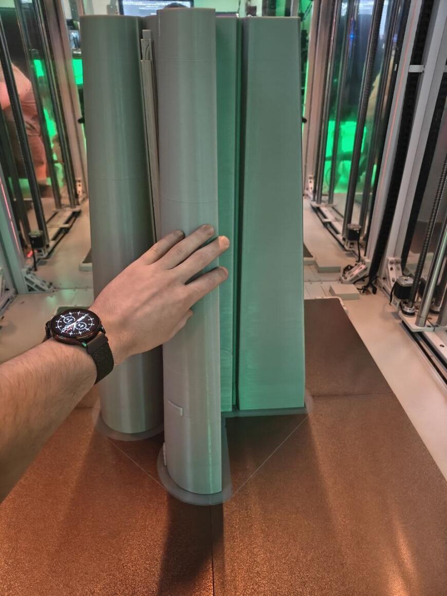 Обзор на Elegoo Orange Storm Giga