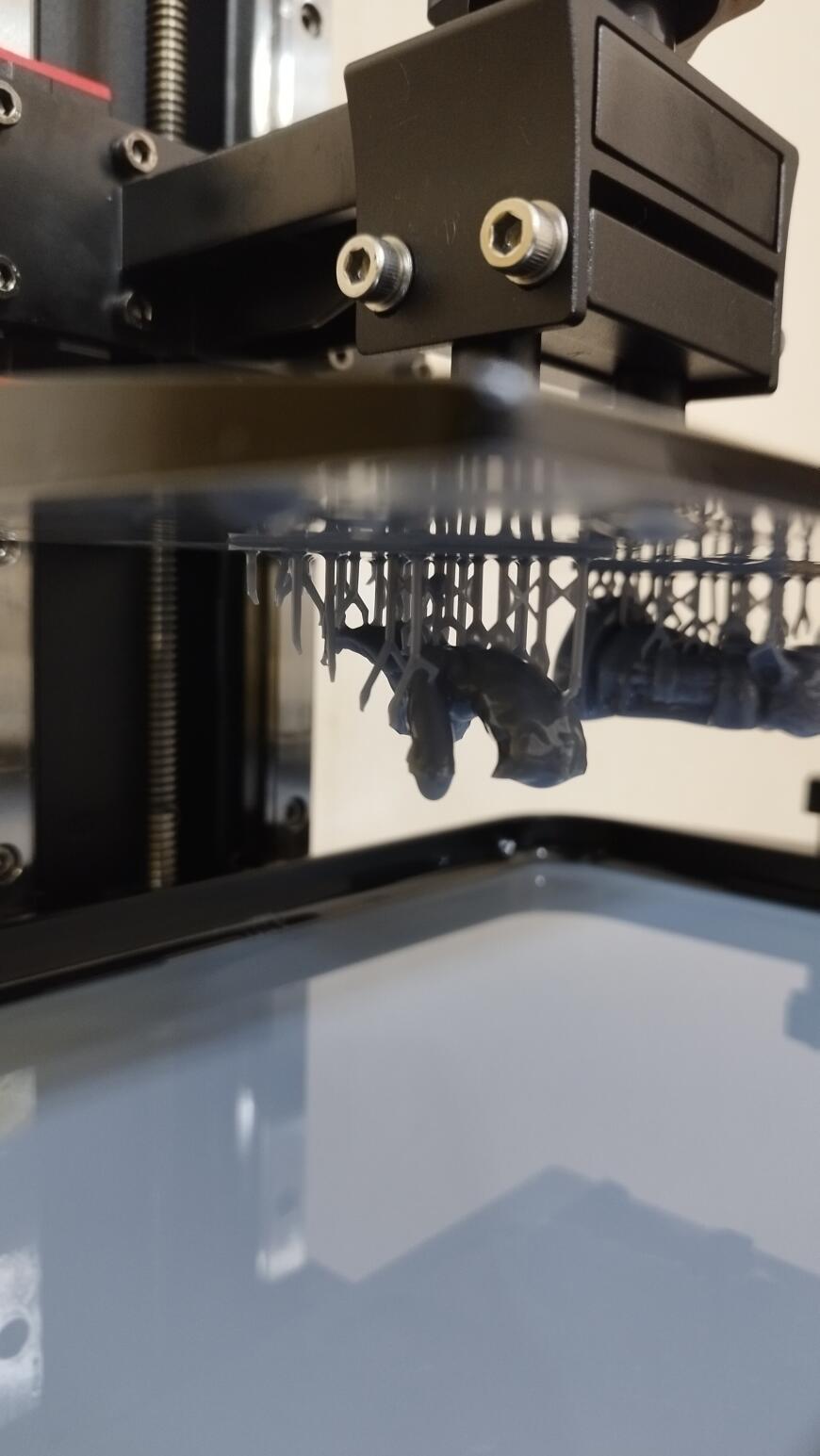 Модель открепляется от поддержек Anycubic mono X2 Модель открепляется от поддержек Anycubic mono X2