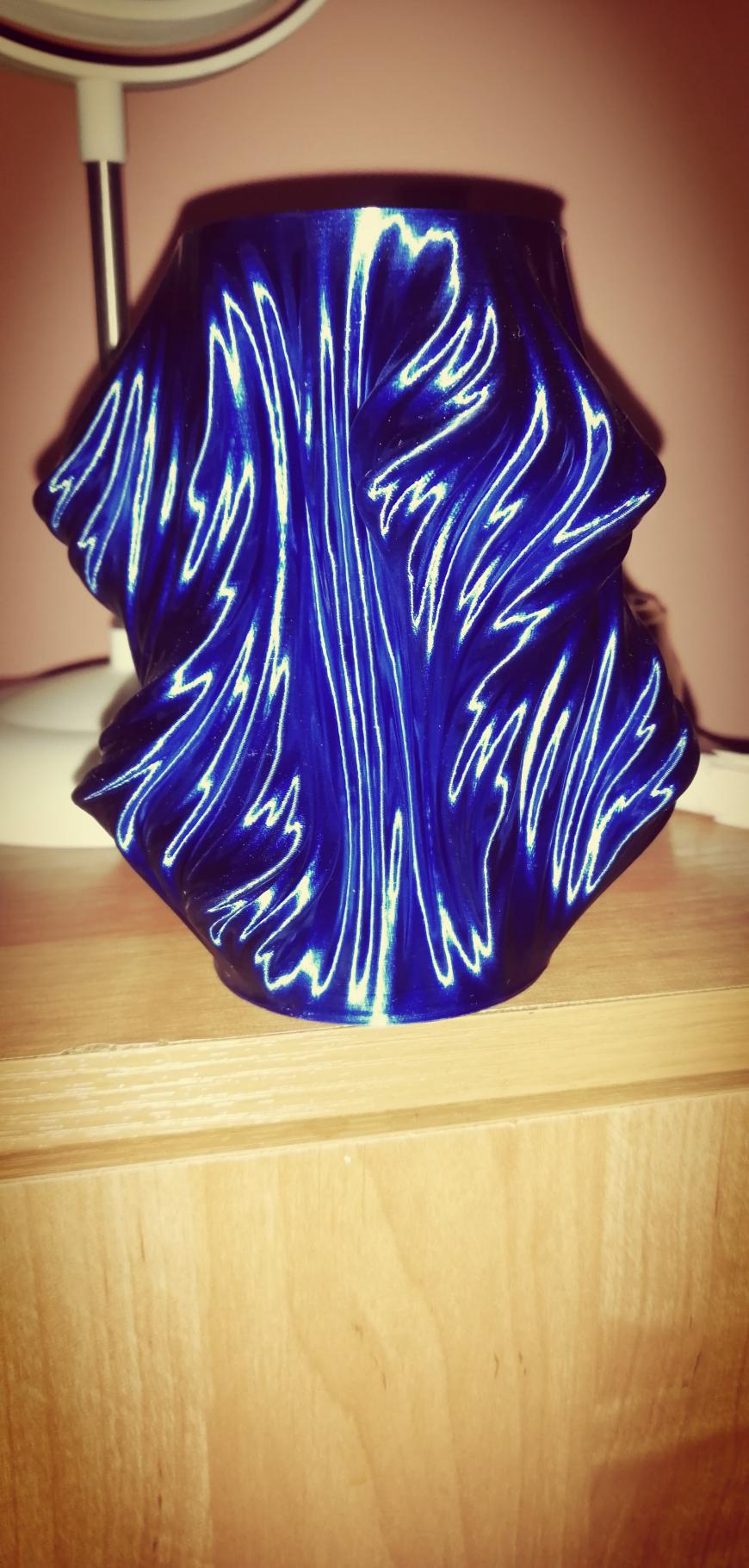 Ваза пластиком от TOPZEAL  PLA шелк.