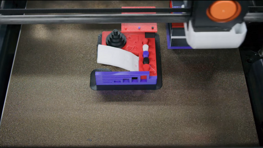 Snapmaker выпустила FDM 3D-принтер U1 с тулченджером