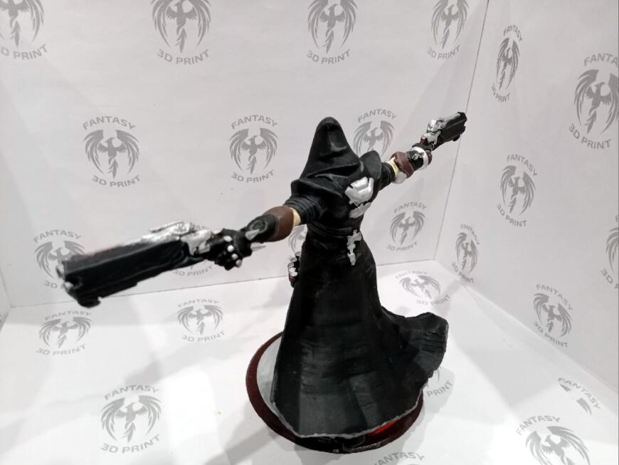 Фигурка Жнеца из Овервотч