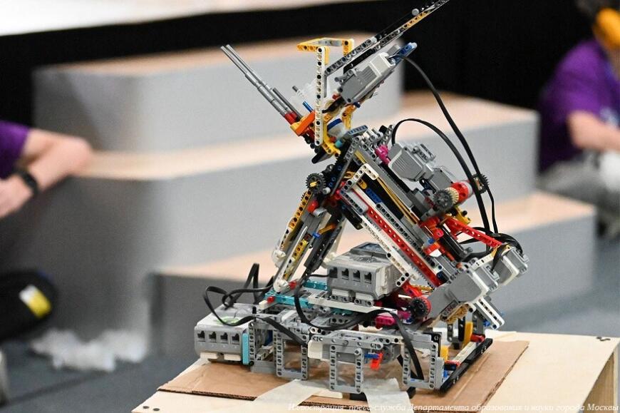 В Сириусе прошел всероссийский турнир по робототехнике среди школьников