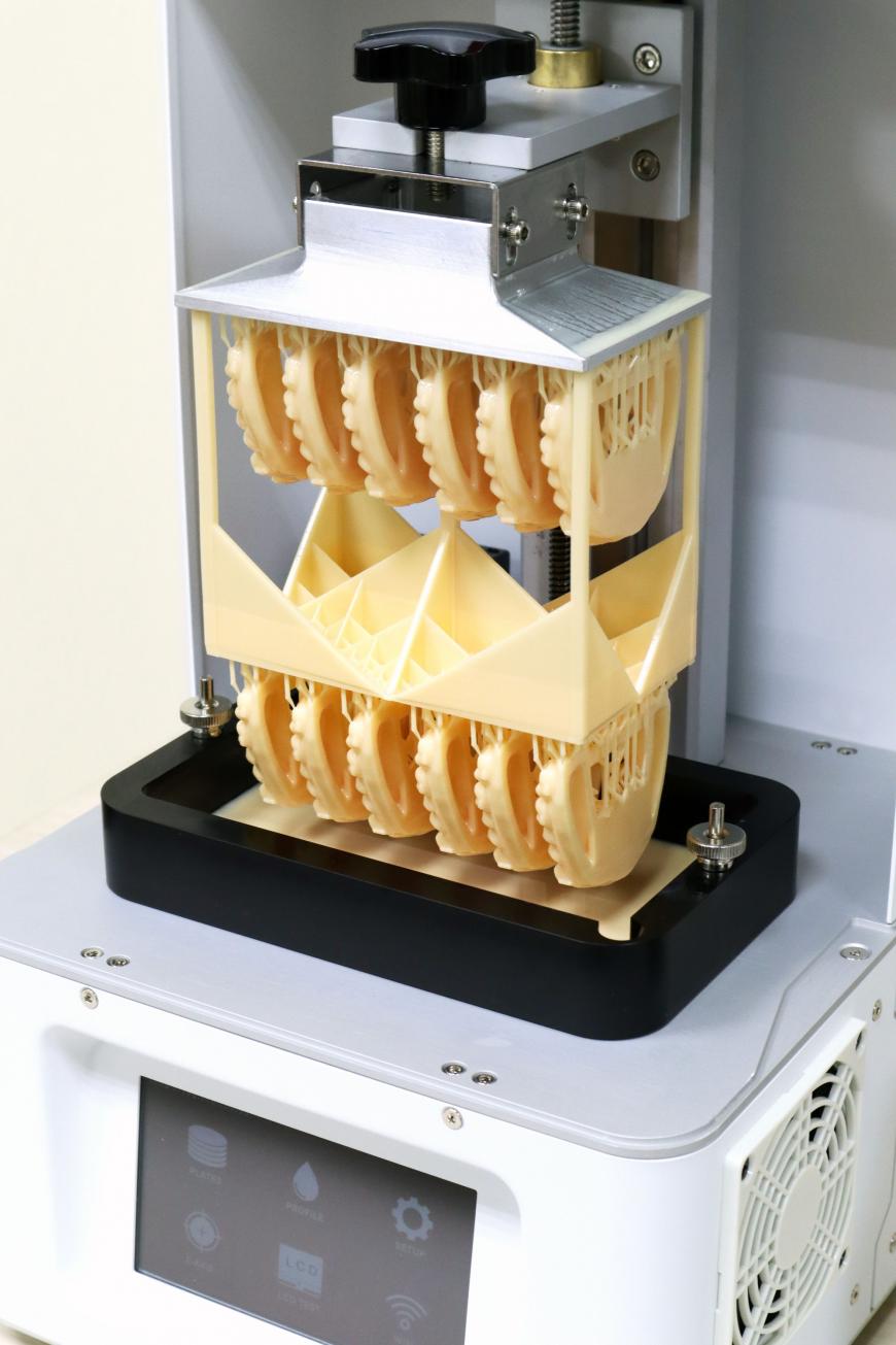 Двухуровневые зубки для элайнеров на 3D принтере Phrozen Sonic