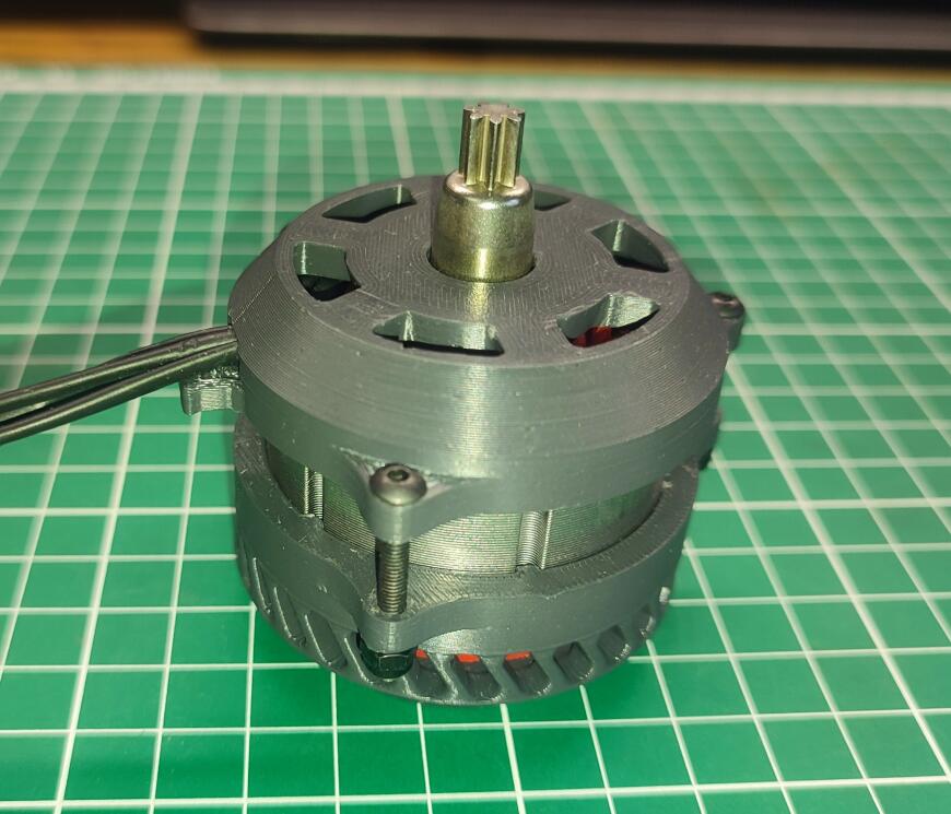 Отличный набор для замены внутренностей в шуруповерте и для DIY-самодельщиков. Отличный набор для замены внутренностей в шуруповерте и для DIY-самодельщиков.