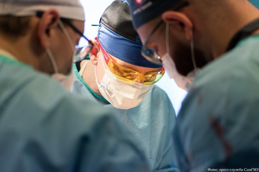 Самарские врачи провели операцию с использованием титанового 3D-печатного имплантата местного производства