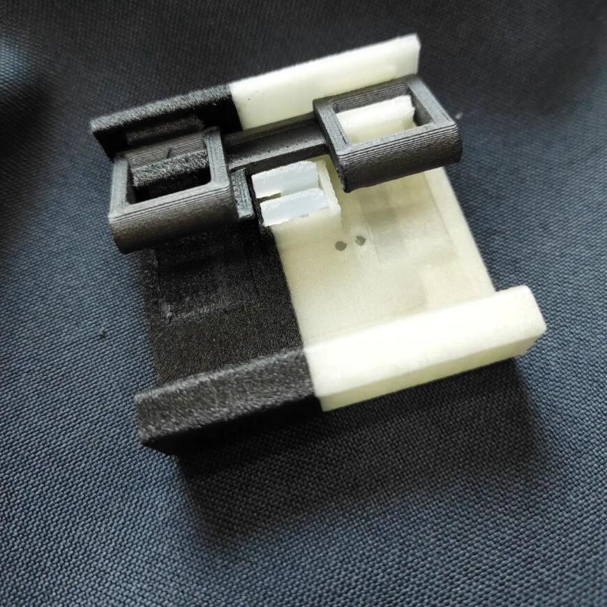 Защелки для переноски собак