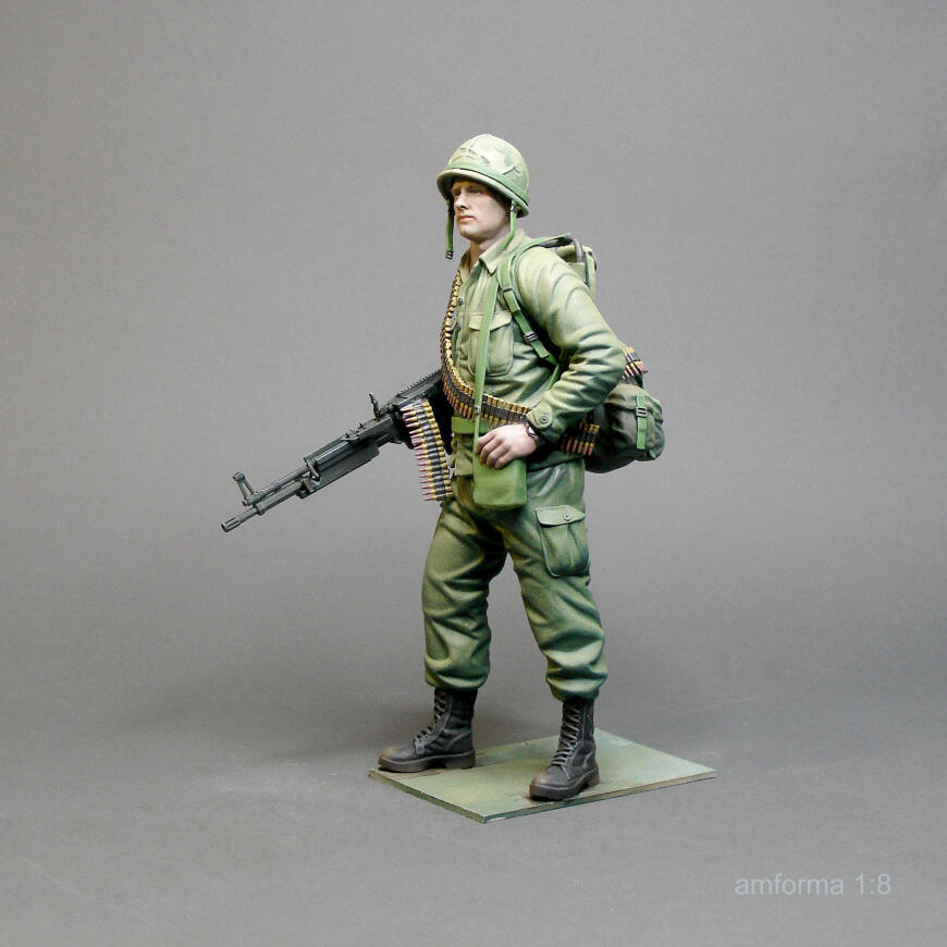 Солдат США с пулеметом, 1960 г.