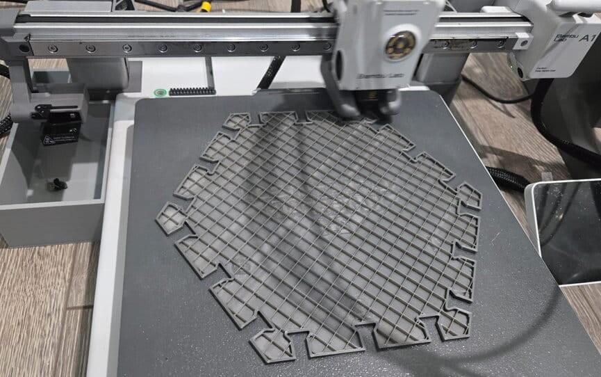 Проектируй один раз — печатай где угодно: как Crawlagon выстроил digital-first бизнес в сфере RC