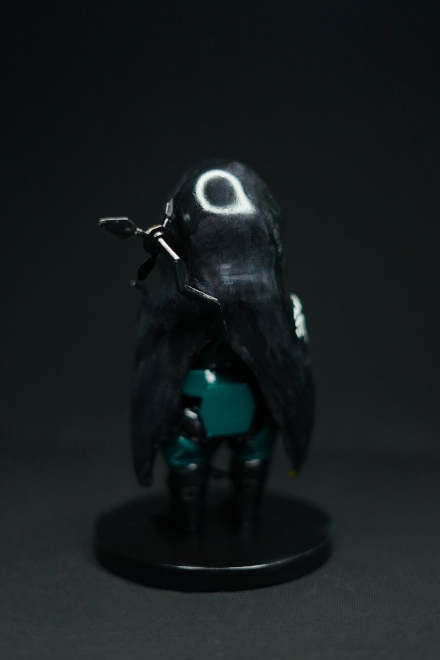 Фигурка чиби Хиггса из Death Stranding Фигурка чиби Хиггса из Death Stranding