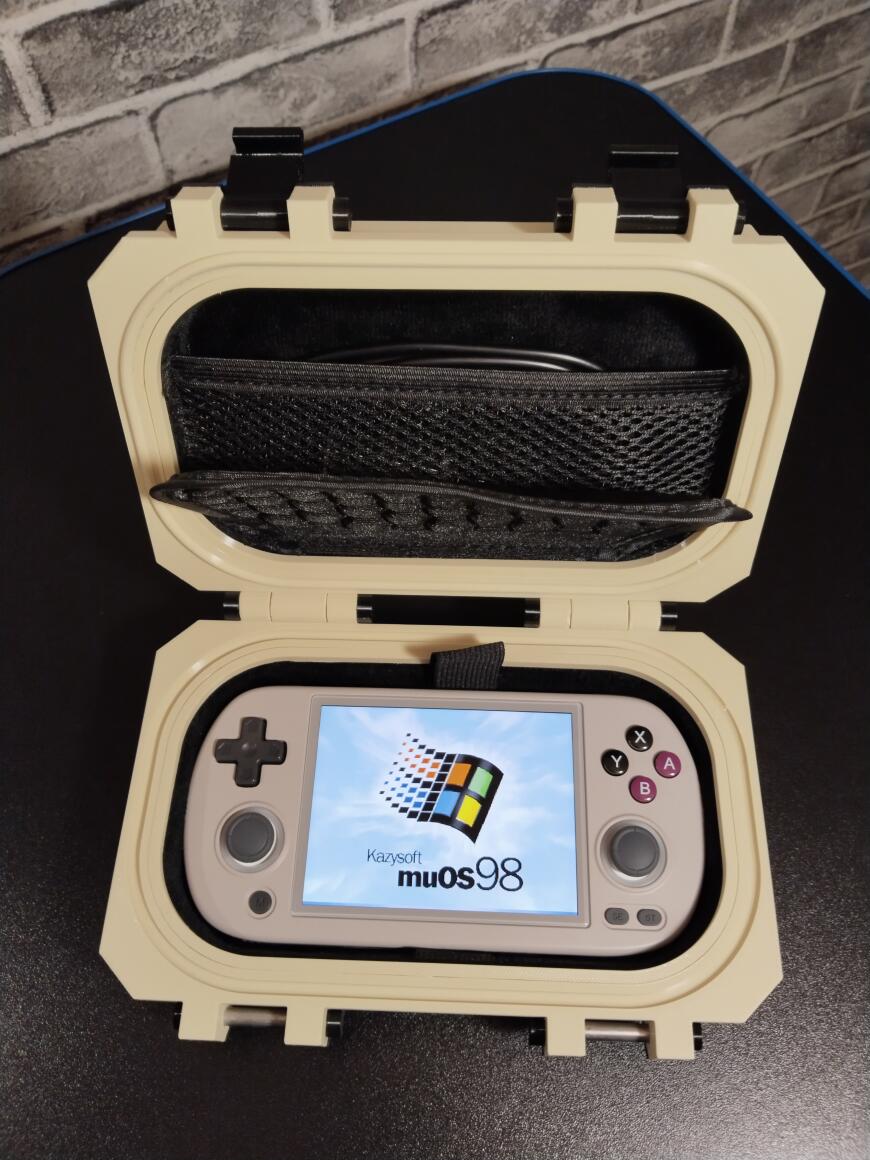 Мой первый проект в 3D-печати — бокс для Anbernic rg40xx H