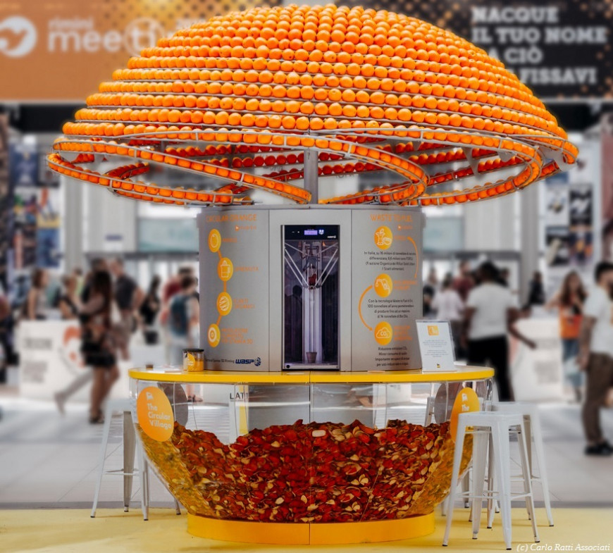 Итальянские дизайнеры угощают свежим соком из 3D-печатных апельсиновых стаканчиков