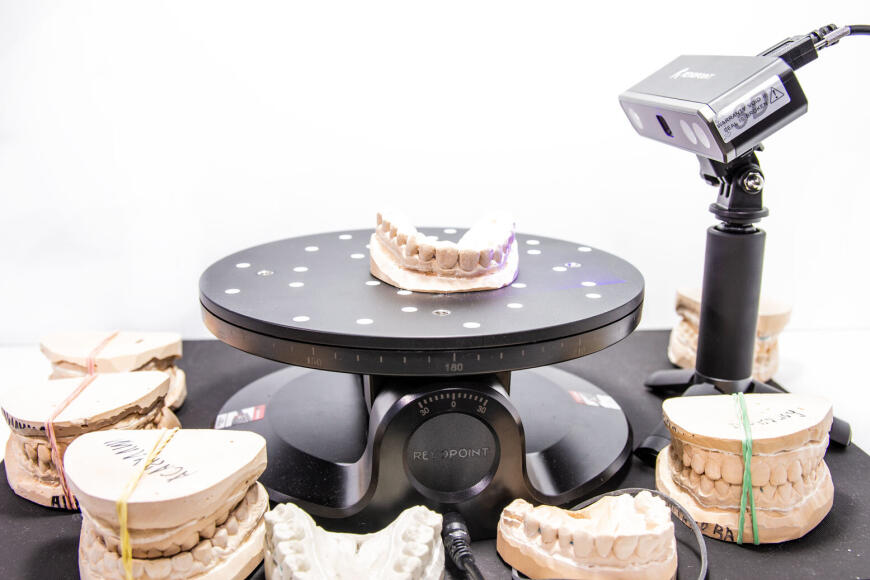 Создание архива 3D моделей в стоматологии с помощью Revopoint MINI