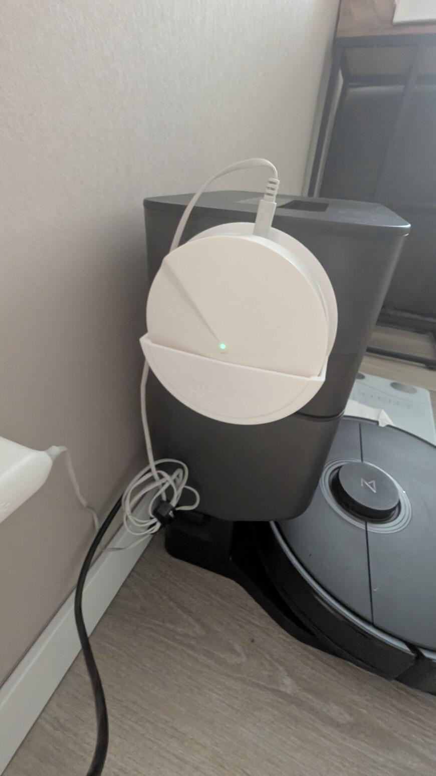 Кронштейн для роутера TP-Link Deco M5 и секрет идеальных поддержек