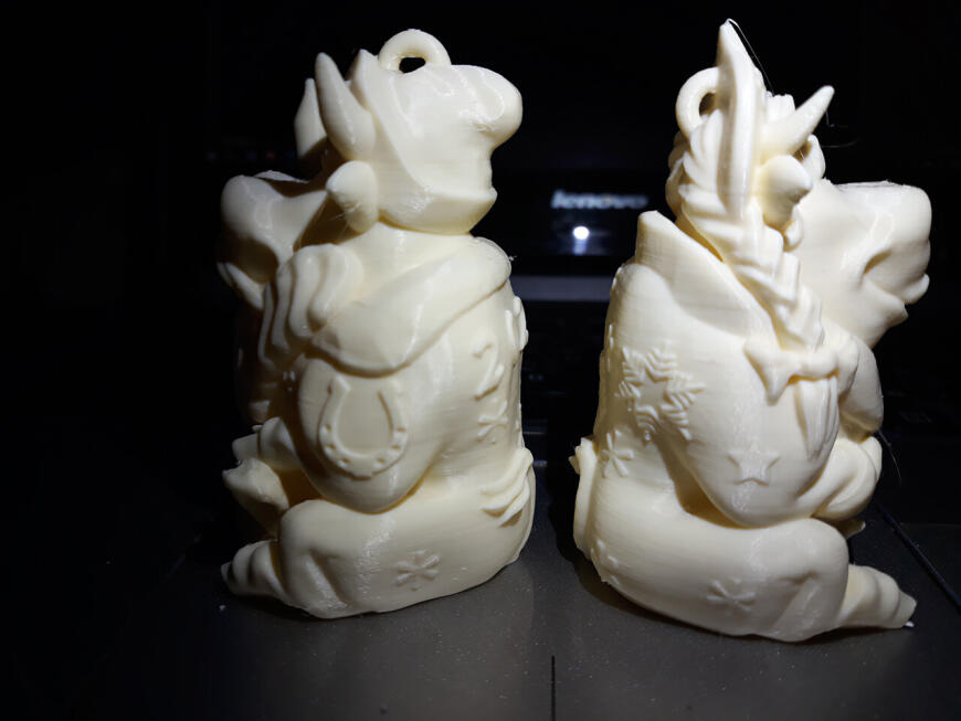 С Наступающим !