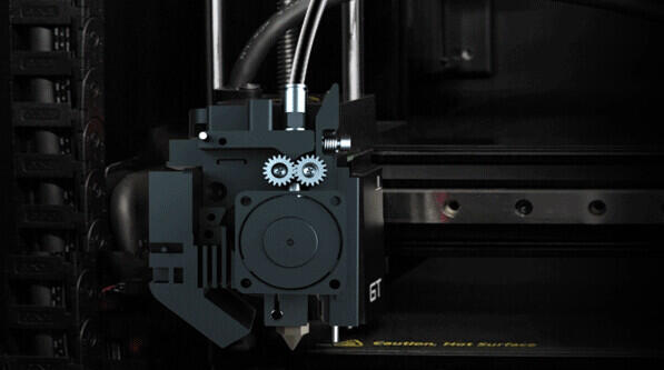 3D-принтер Raise3D E2 CF – первый взгляд