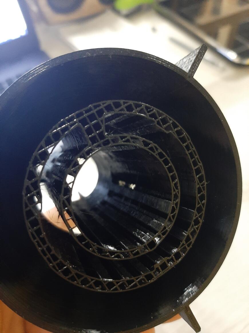 Направленный светильник