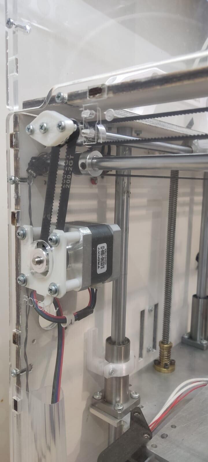 Обзор принтера с кинематикой от ultimaker.