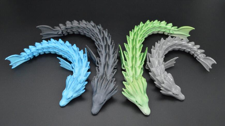 Подвижная игрушка морской дракон