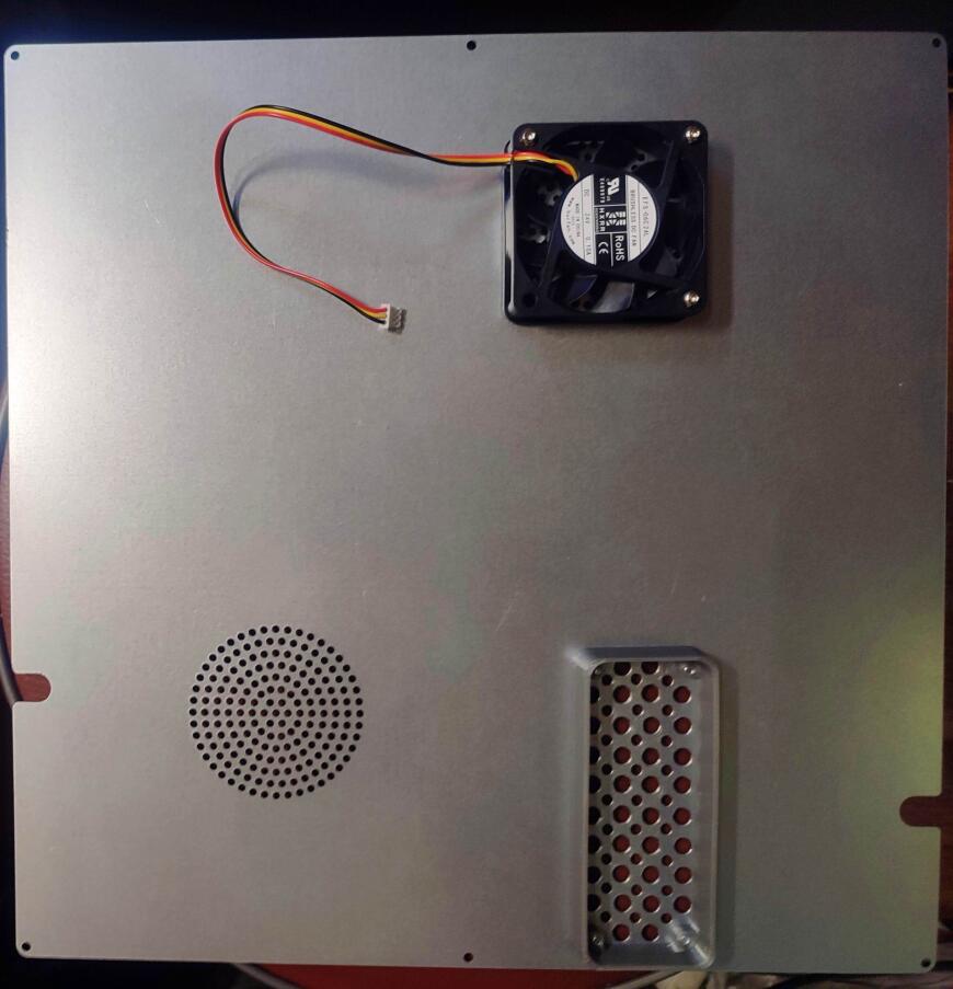 Creality K1 SE - Отвод нагретого в БП воздуха из отсека электроники.