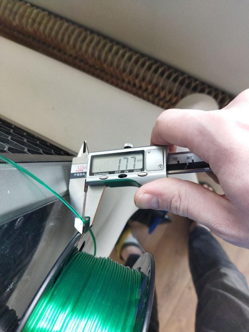Печальный зеленый полупрозрачный PETG+ от LIDER 3D (акция 