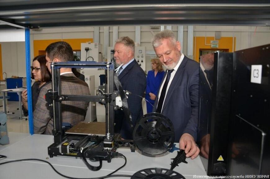 В Снежинске открылся обновленный центр цифровых и аддитивных технологий В Снежинске открылся обновленный центр цифровых и аддитивных технологий