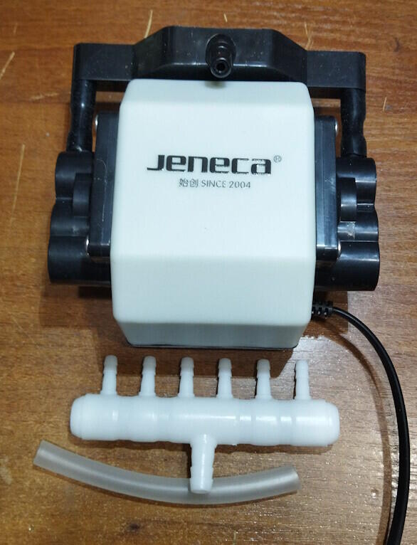 Обдув модели внешним компрессором. Обдув модели внешним компрессором.