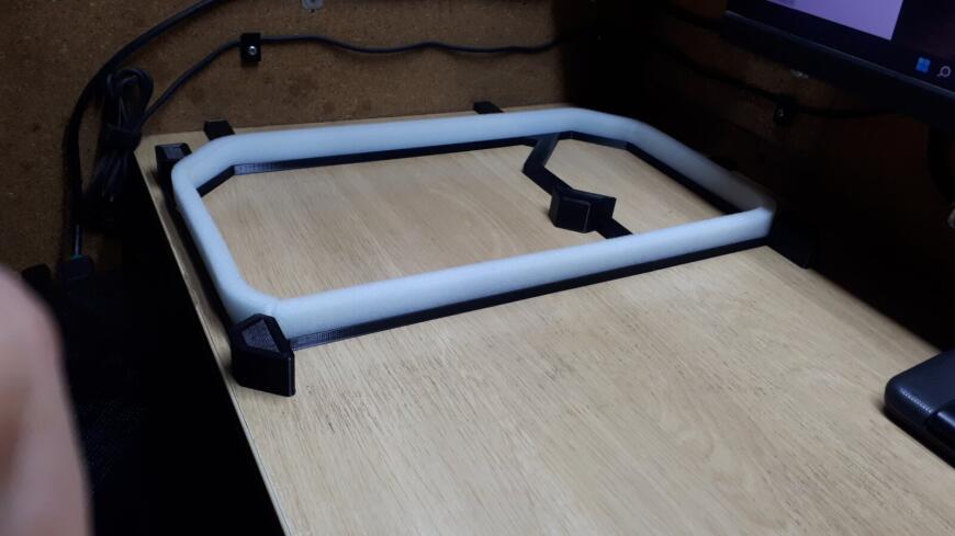 Подставка для ноутбука с фильтром воздуха