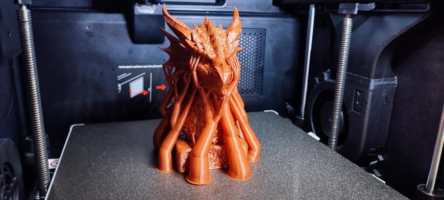 Обзор 3D-принтера QIDI Q2 Combo: продвинутые возможности по доступной цене