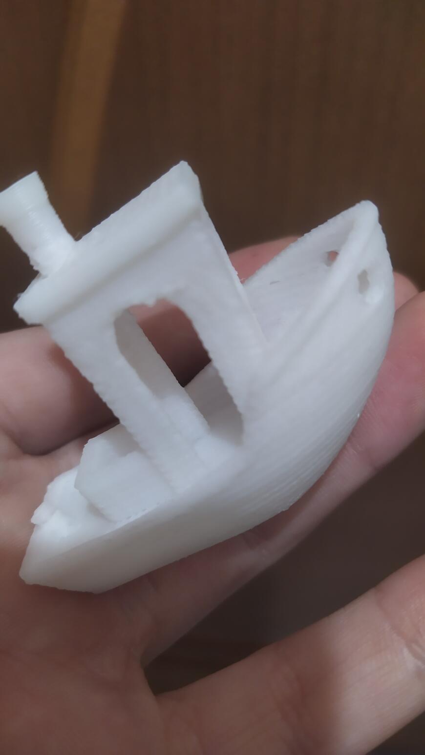 Некачественная крышка и скруглëнные углы Некачественная крышка и скруглëнные углы