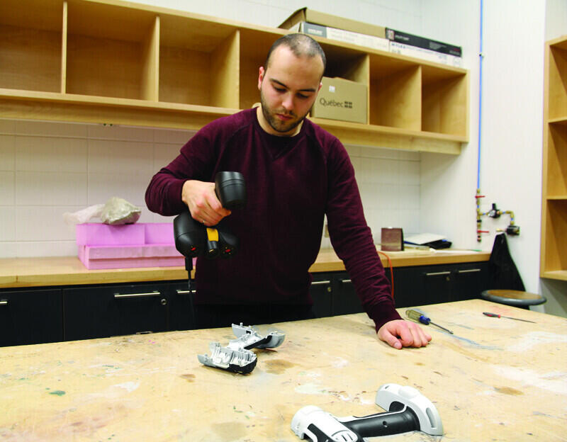 Метод структурированного подсвета: новые возможности 3D-сканирования небольших объектов