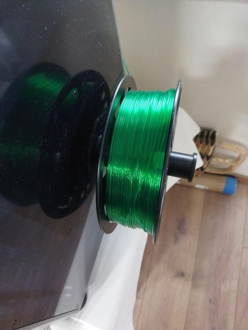 Печальный зеленый полупрозрачный PETG+ от LIDER 3D (акция 