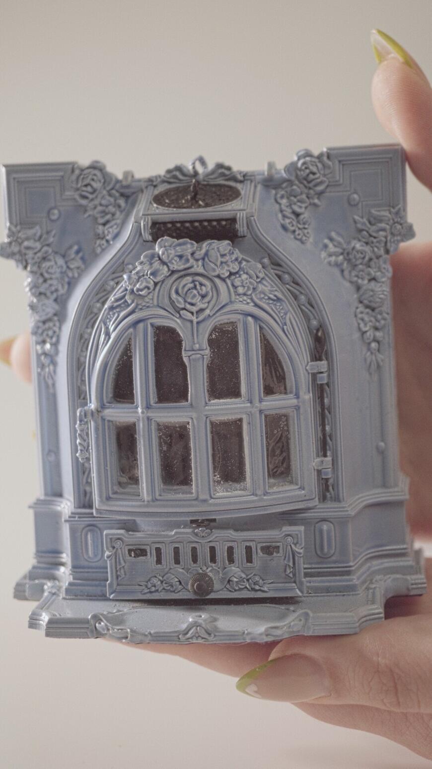 Мой миниатюрный камин Deville & Cie D.P.F. 600 Мой миниатюрный камин Deville & Cie D.P.F. 600