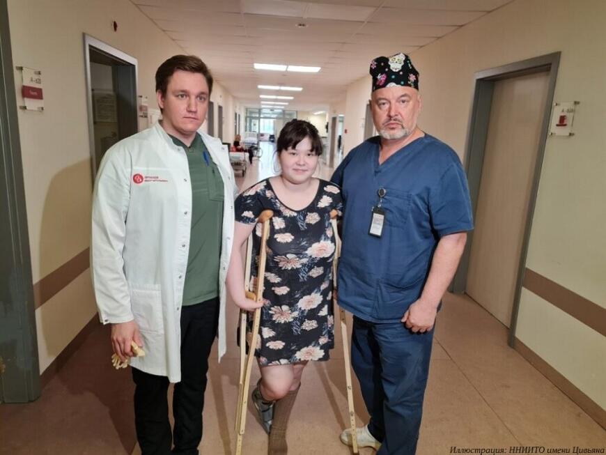 Новосибирские врачи установили 3D-печатный имплантат девочке с тяжелой деформацией стоп