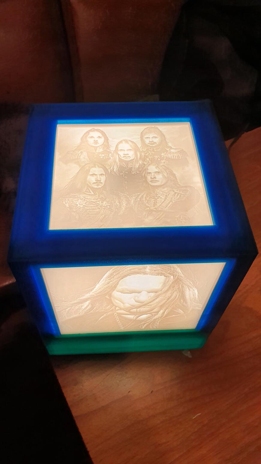 Светильник-ночник