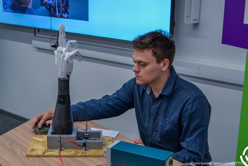 ТУСУР разрабатывает комплекс управления протезами