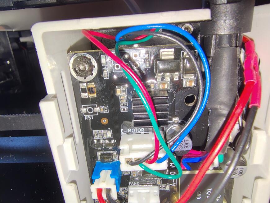 Qidi Q2 — Ремонт и «даунгрейд» во благо: замена тензодатчика на концевик