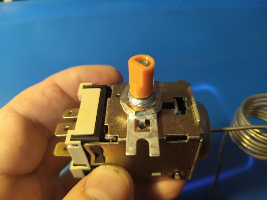 Печать переходника для терморегулятора ТАМ112-1М