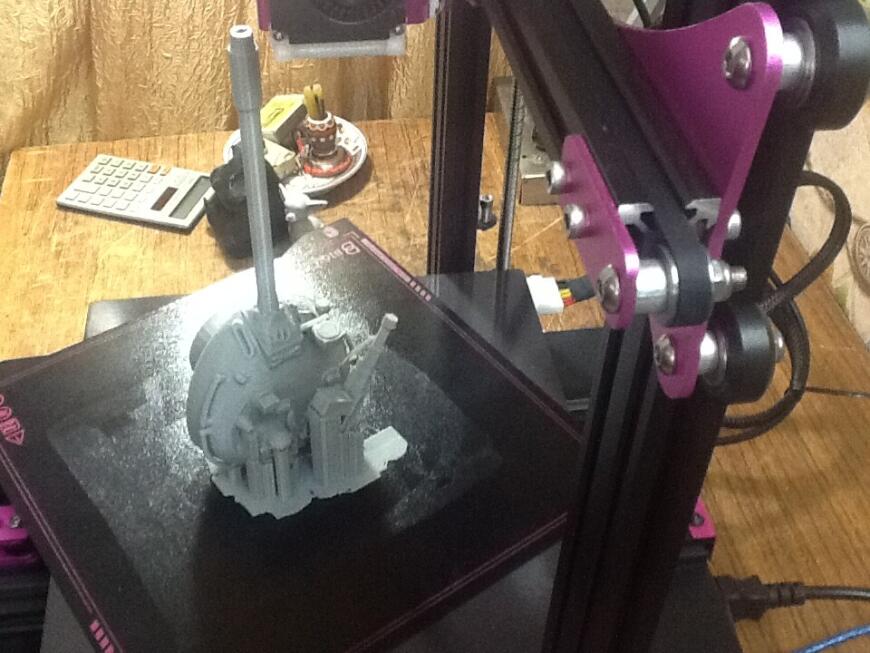 Старая пословица, по-новому; Старикам у нас дорога, молодым у нас почет.