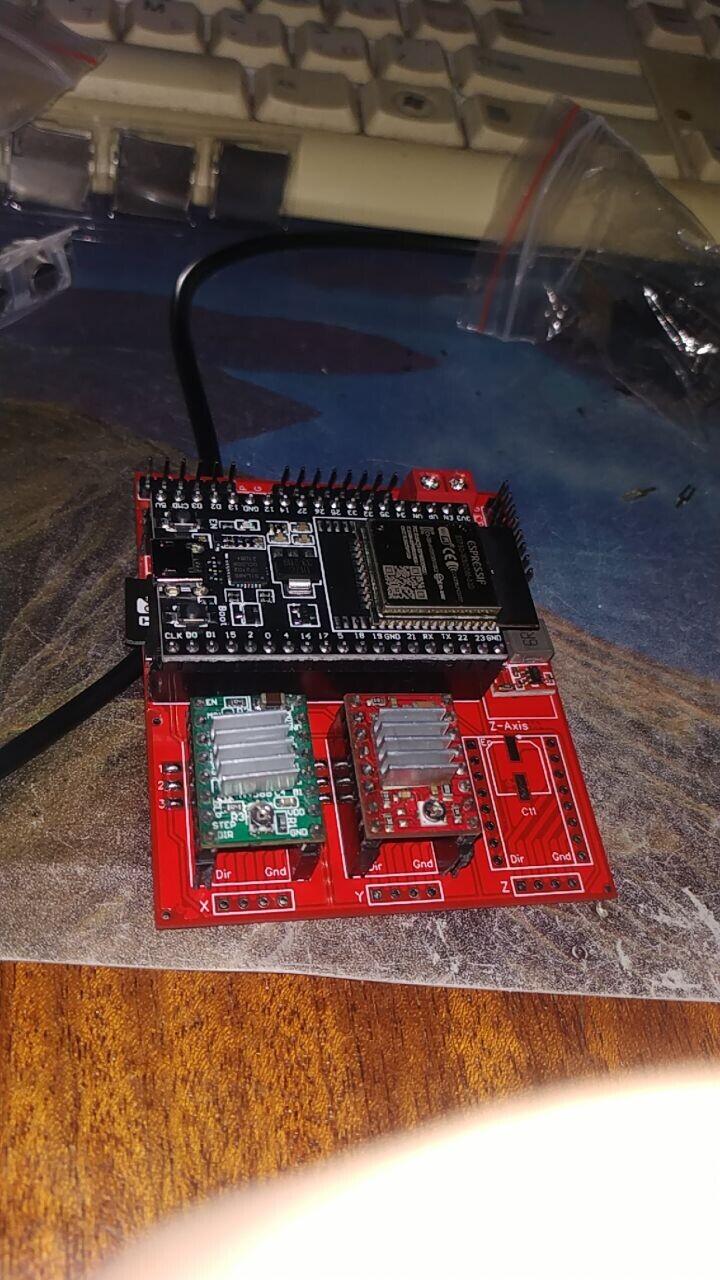 Плата для управления домашними ЧПУ: ESP32GRBL