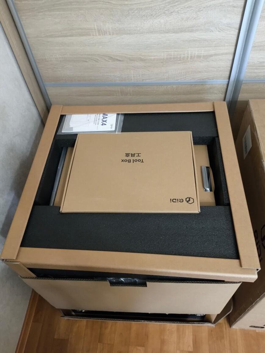 QIDI MAX 4. Самый большой принтер, который поместится в твоей квартире.