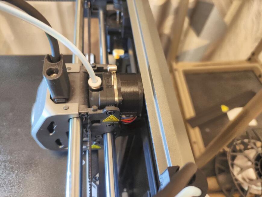 Голова принтера бьётся о корпус