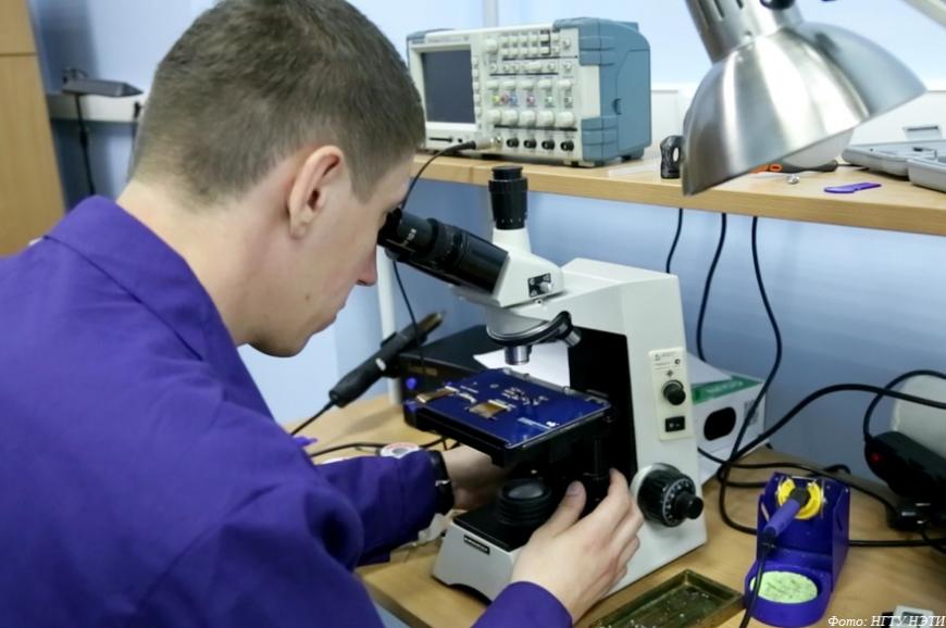 НГТУ НЭТИ открыл производственную лабораторию микроэлектроники