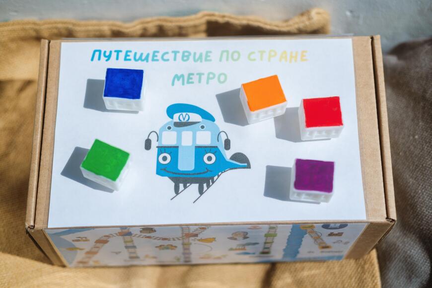Вагончик метро для настольной игры