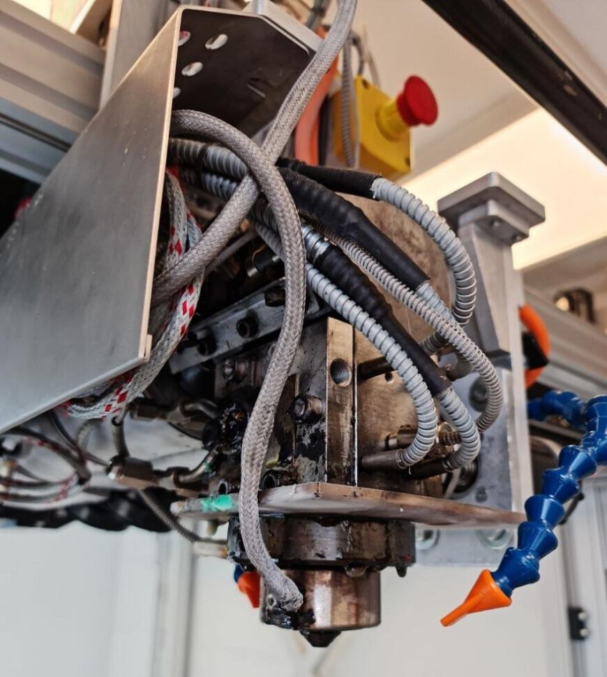 Крупноформатная 3D-печать на 3D-принтере Colossus