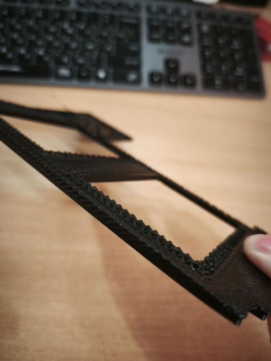 Вертикальные наплыви пластика при печати на 3Д принтере Ender3-Pro