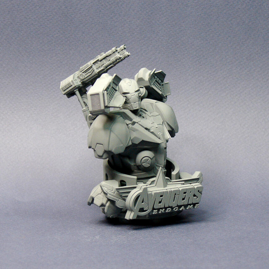 Бюст железного патриота