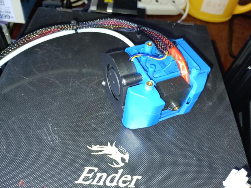 Как крепить вот такой экструдер как на фотона Ender 3v2? Как крепить вот такой экструдер как на фотона Ender 3v2?