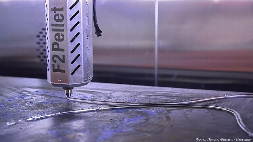 Студенты Бауманки экспериментируют с крупноформатной 3D-печатью композитами
