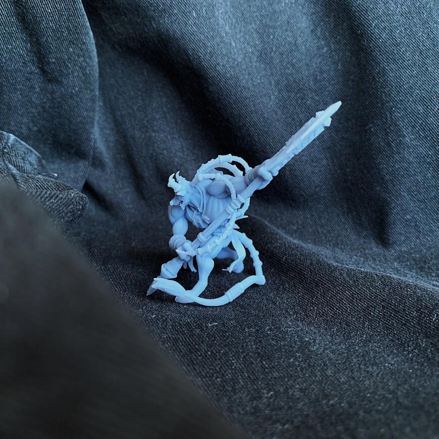 Tokala Farcutter, Cast n play.